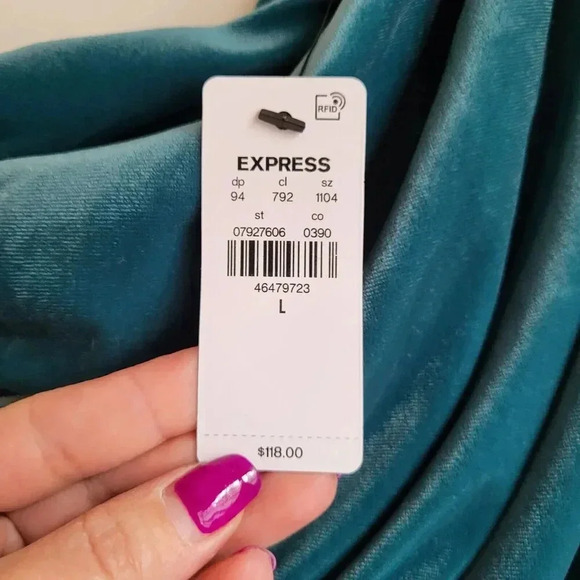 NWT $118 Express One Shoulder Wide Leg Ruched Velvet Jumpsuit Size L - Picture 12 of 14